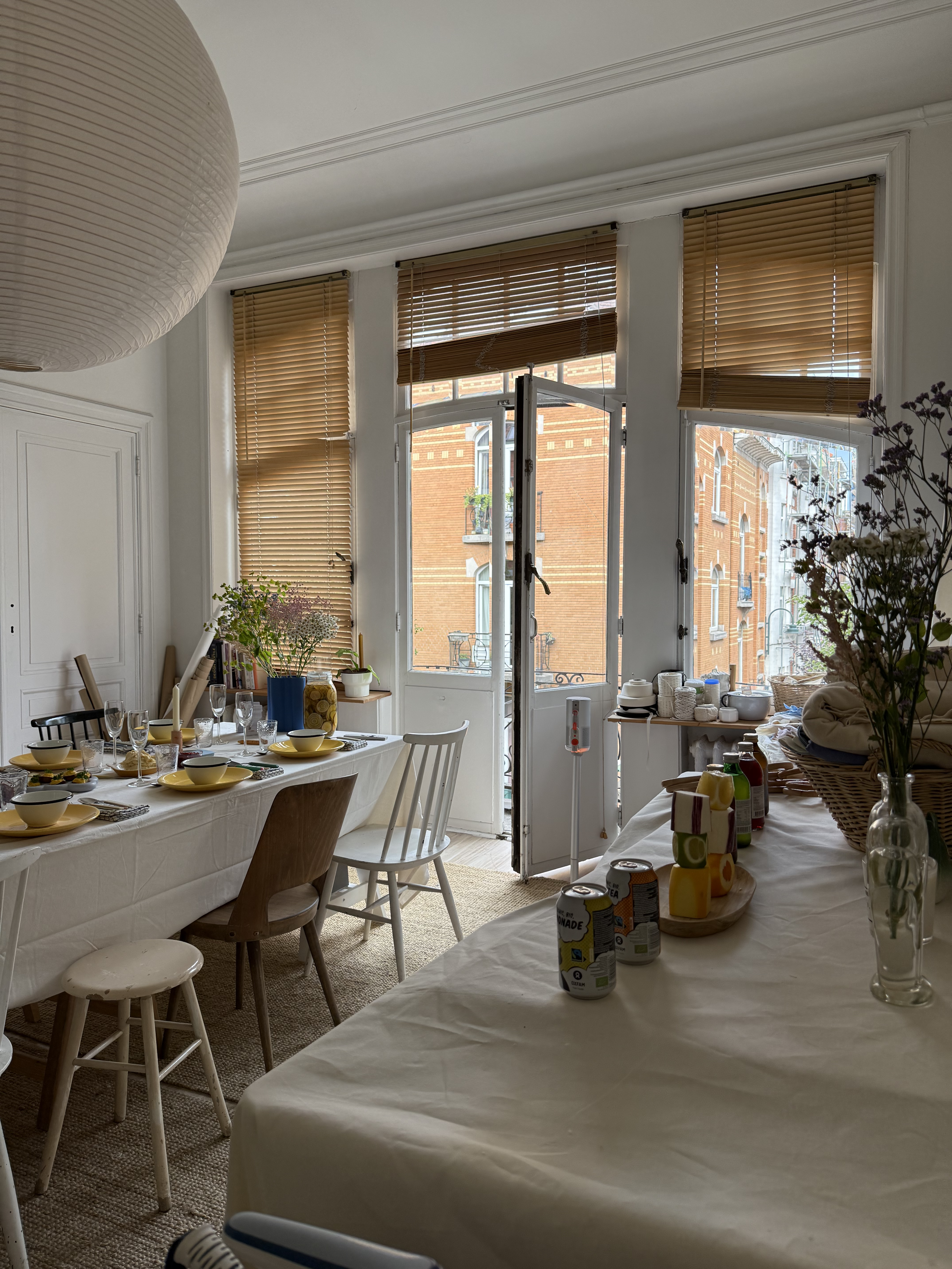 A dinner in an atelier